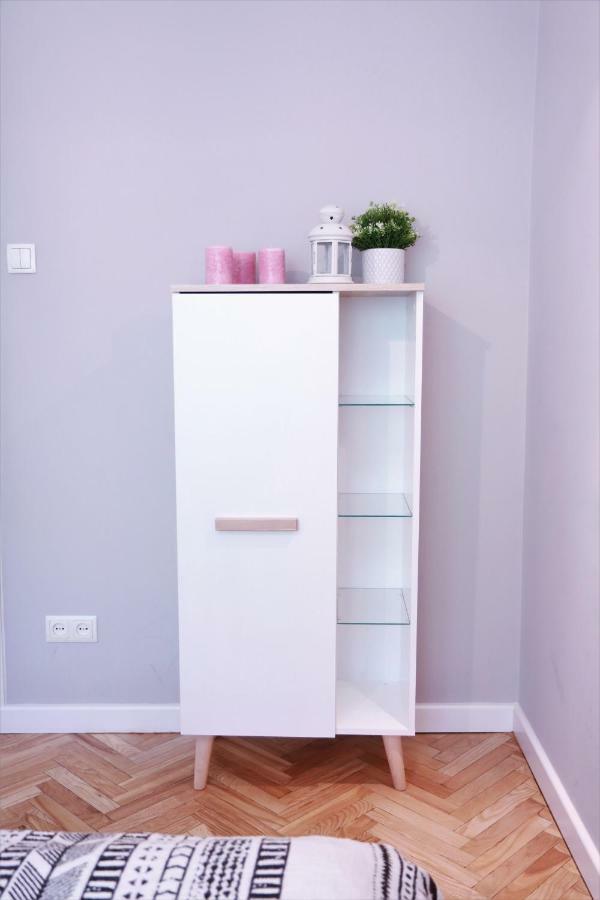 Chill & Explore By Cooee Apartments Warsaw Luaran gambar