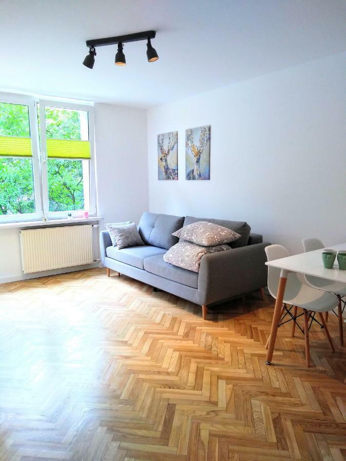 Chill & Explore By Cooee Apartments Warsaw Luaran gambar